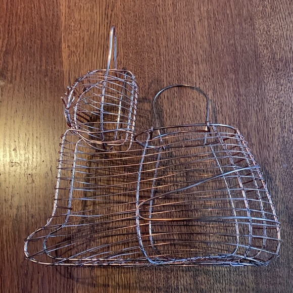 Copper Wire Cat Basket - Picture 4 of 9